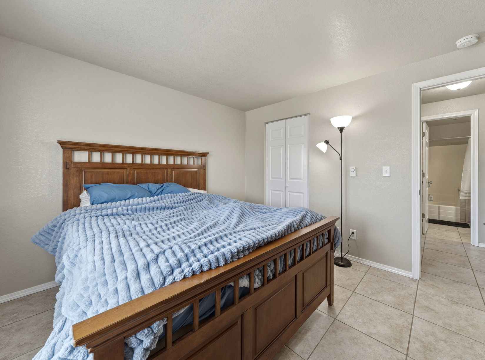 Interior bedroom